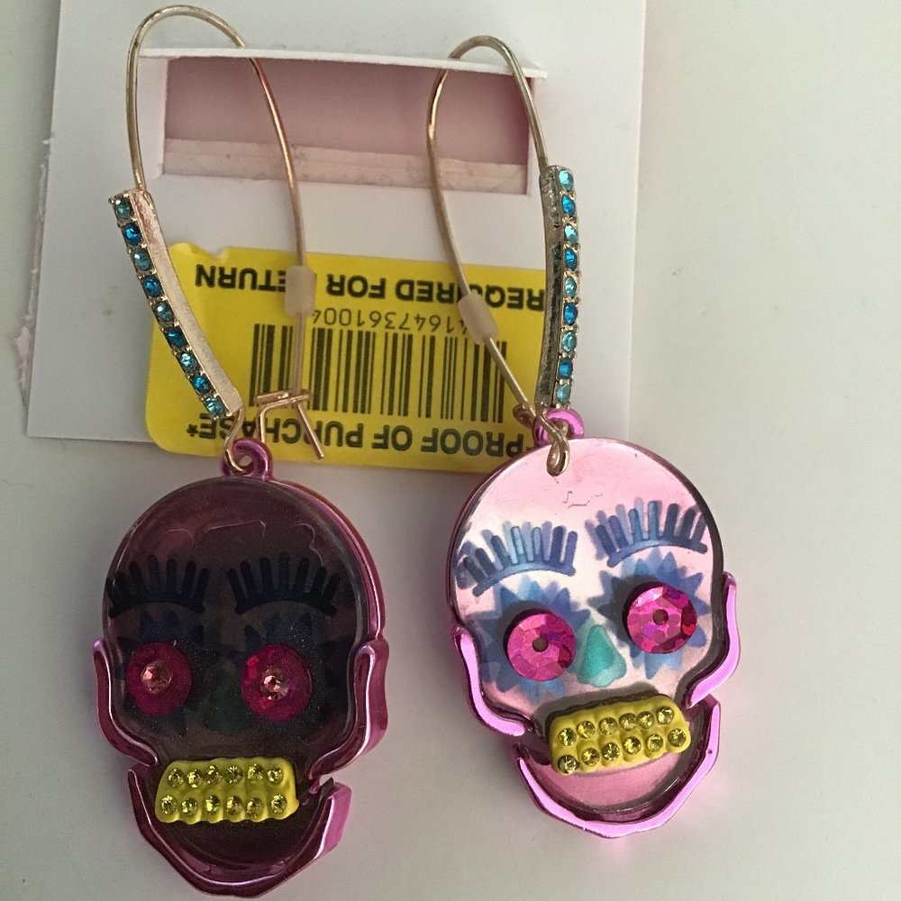 Betsey Johnson New Hot Pink Skeleton Head Earrings